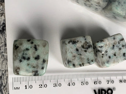 Kiwi Jasper Tumbled Cube Gemstone Crystal - Medium