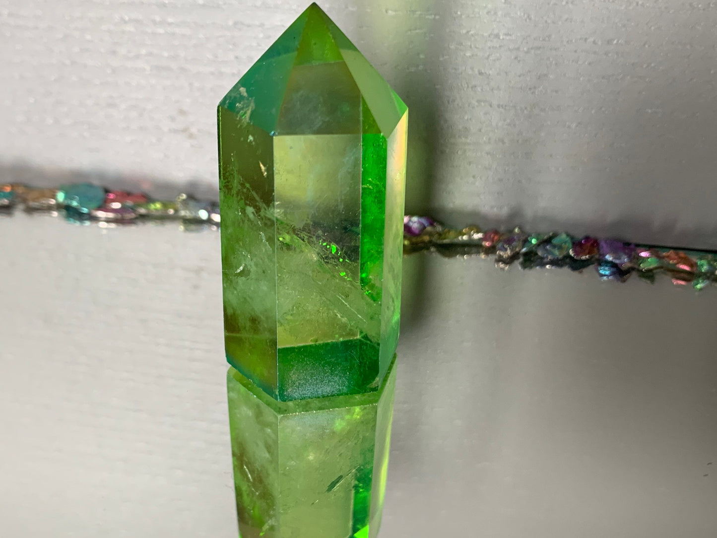 Apple Green Aura Quartz Crystal Gemstone Tower Point (1)