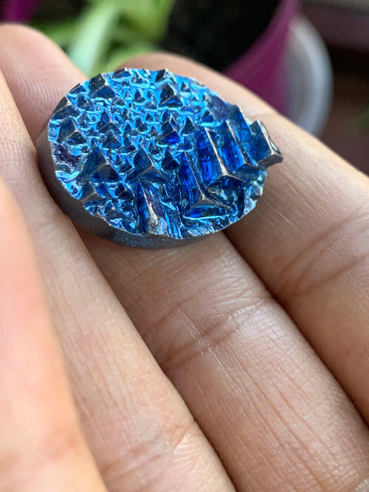 Blue Bismuth Crystal Metal Art Lapel Pin Oval