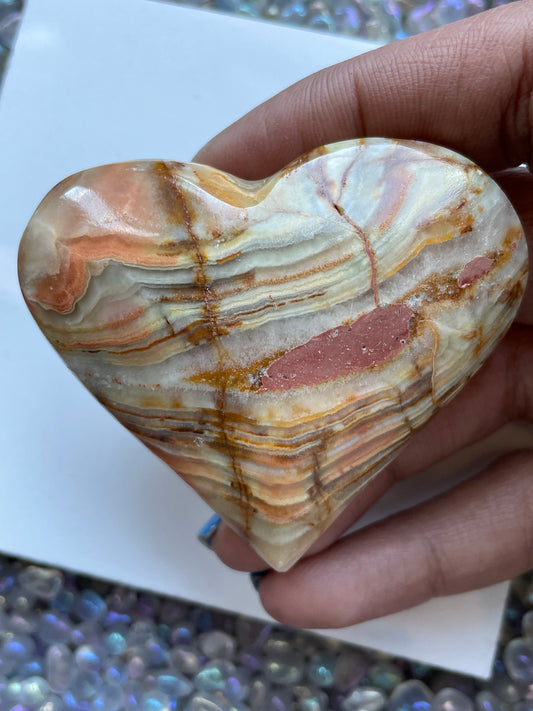Banded Onyx Crystal Gemstone Heart Carving (4)