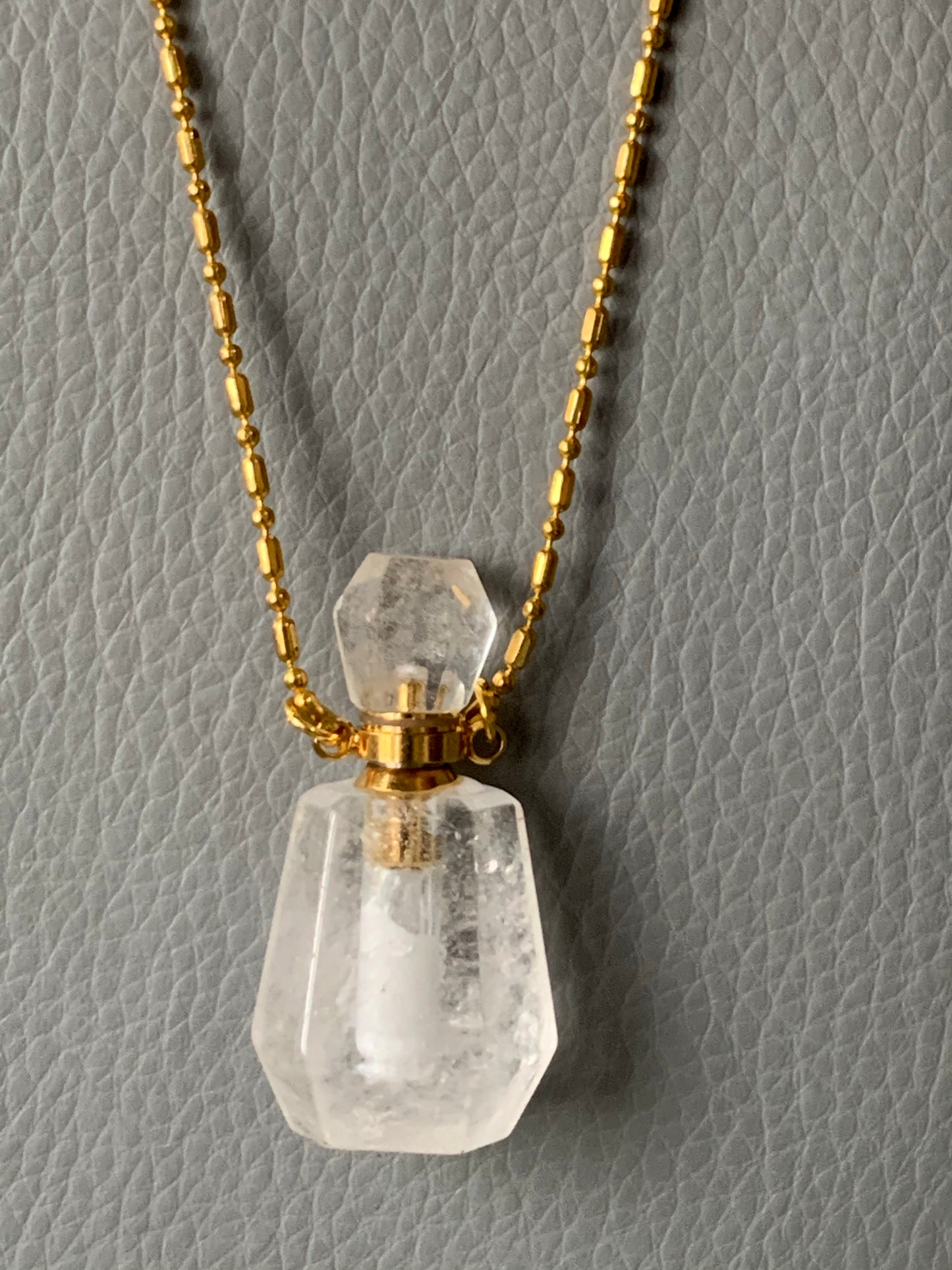 Clear Quartz Crystal Gemstone Aromatherapy Perfume Bottle Pendant Necklace